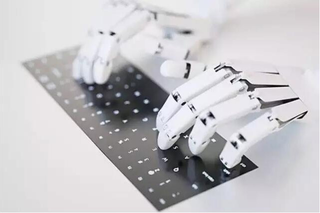 人工智能硬件引领下一代计算机架构革命